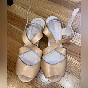 Chocolat Blu Winnie Tan Cross-Strap Sandals